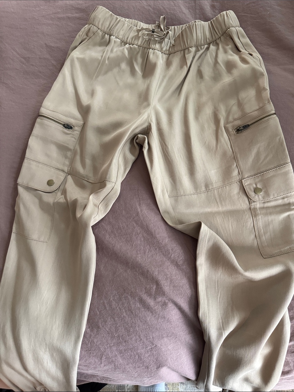 NWOT Banana Republic Light Beige Cargo Pants - Drawstring Waistband- NEVER WORN